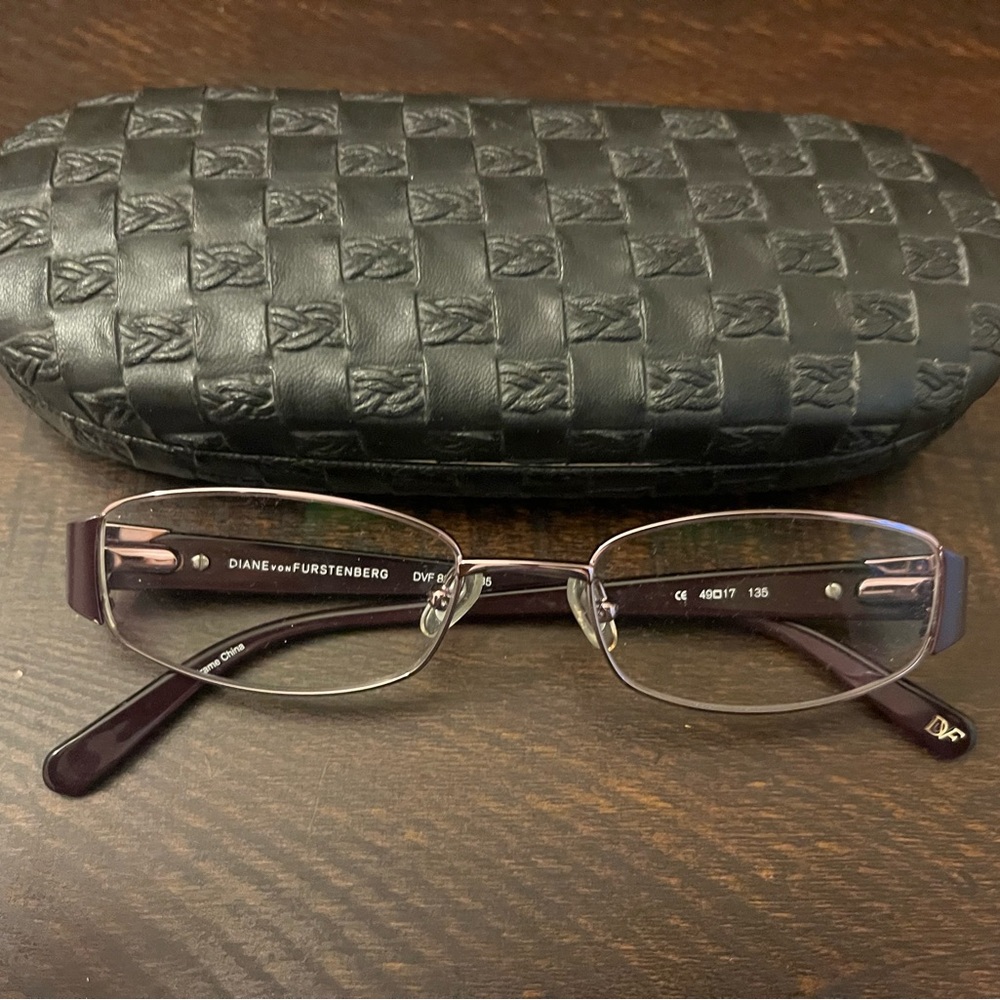 Diane Von Furstenberg DVF prescription glasses model 8025